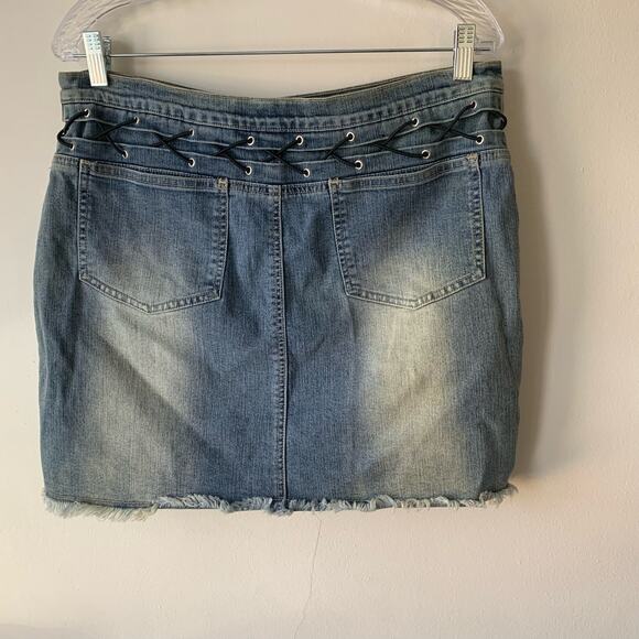 Y2K Funhouse Denim Skirt Size 13 - Picture 4 of 8